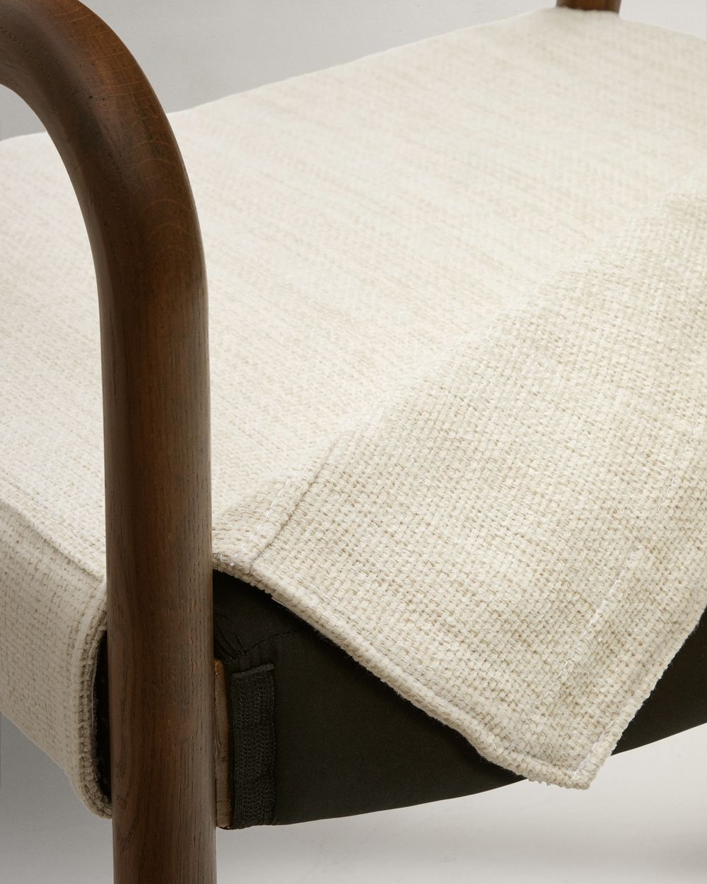 Armstoel FALCONERA - Natuurlijk eikenhout / Beige  KAV C0100139JD12