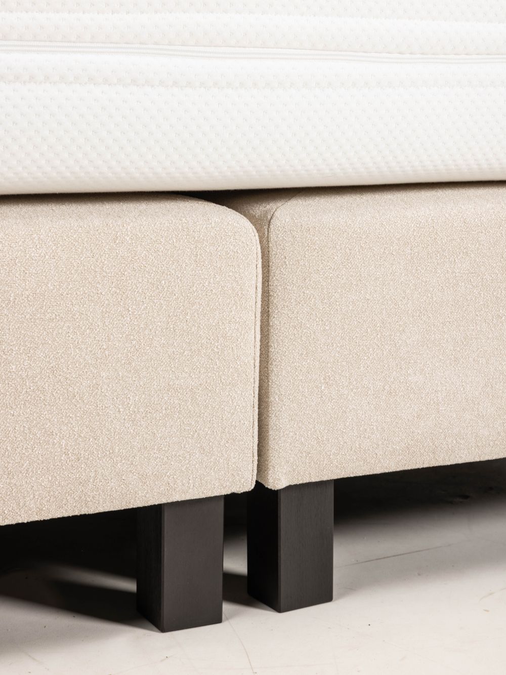 Boxspring BE CHILL 2L incl. matras - Beige RVR-227-180200-S55