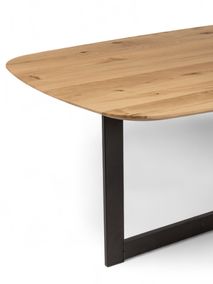 Eetkamertafel SVEN/JAX - Mat gelakt eiken/zwart C-VDD-1-TFL-281