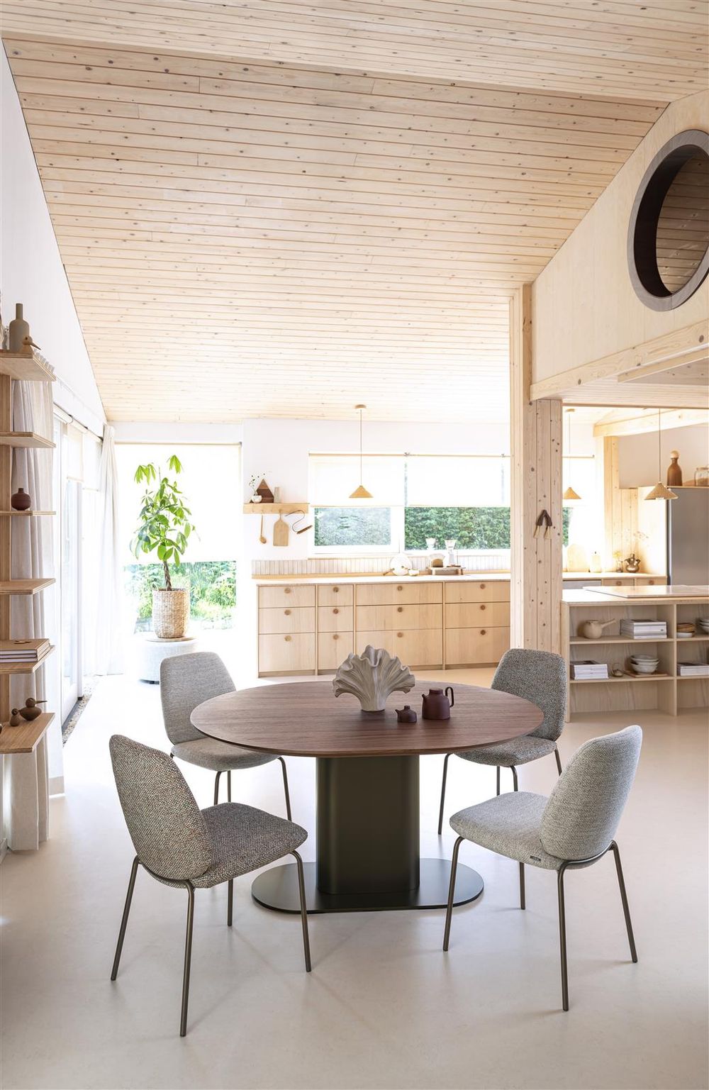 Eetkamerstoel FAE - Crème XOO 48945-KOP