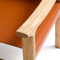 Armstoel JAN - Oranje leder / Massief eikenhout KAV C00126LE13