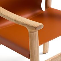 Armstoel JAN - Oranje leder / Massief eikenhout KAV C00126LE13