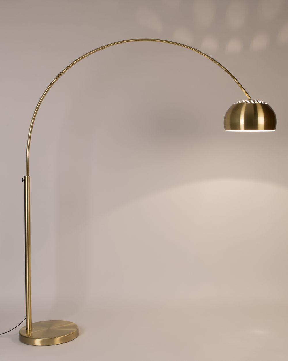 Vloerlamp METAL BOW - Zwart ZVR 5100047