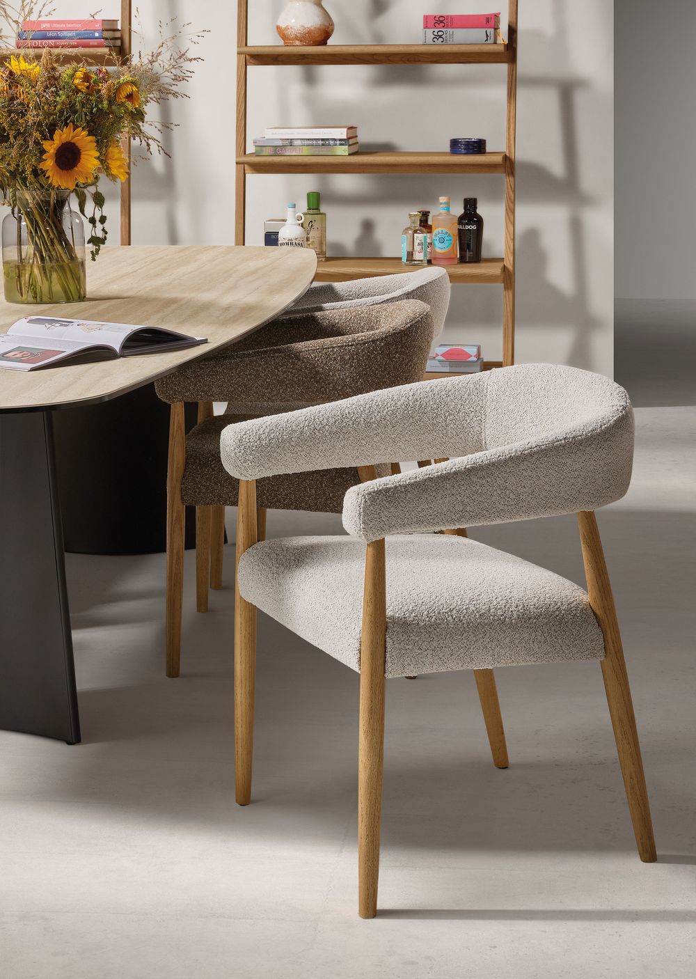 Armstoel AMOR - Mustard/Naturel hout DEZ-73-0000001