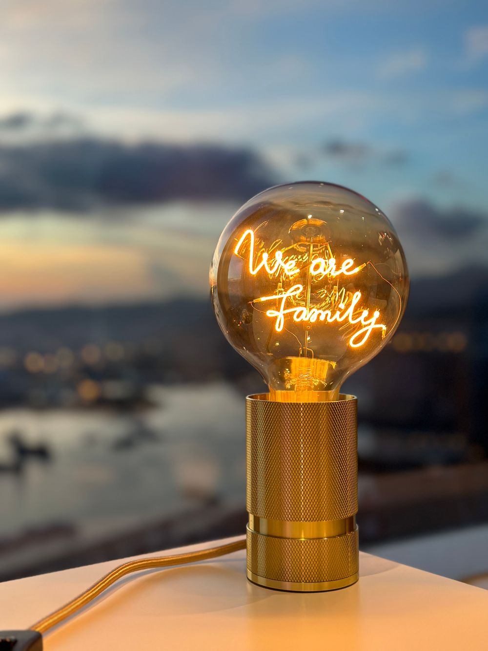 Lichtbron WE ARE FAMILY - Amber ELM 904259