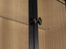 Vitrine BRIGHTON - Smoked oak/Glas FDF-7-TZ