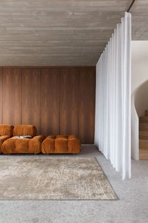 Tapijt OREA - Bruin OST-9-001-QP110