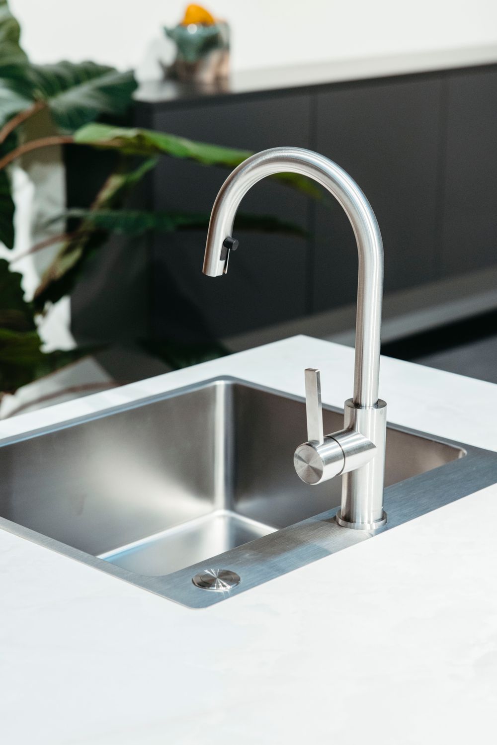 Keuken Sofie - Houtlook/Antraciet/Wit marmermotief KEUKEN SOFIE WEB