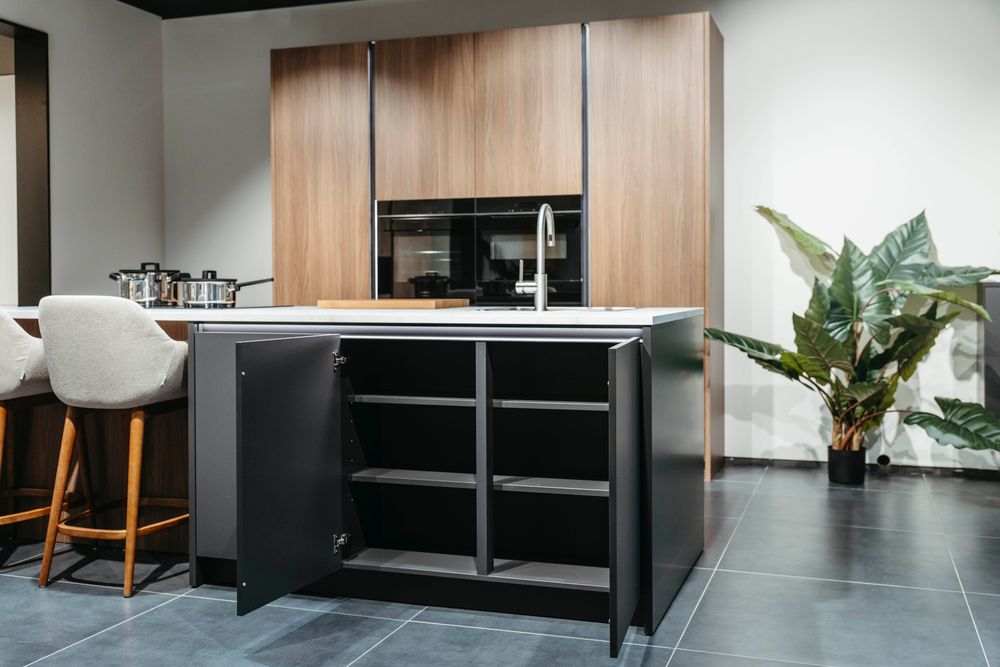 Keuken Sofie - Houtlook/Antraciet/Wit marmermotief KEUKEN SOFIE WEB