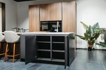 Keuken Sofie - Houtlook/Antraciet/Wit marmermotief KEUKEN SOFIE WEB