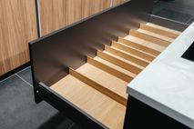 Keuken Sofie - Houtlook/Antraciet/Wit marmermotief KEUKEN SOFIE WEB