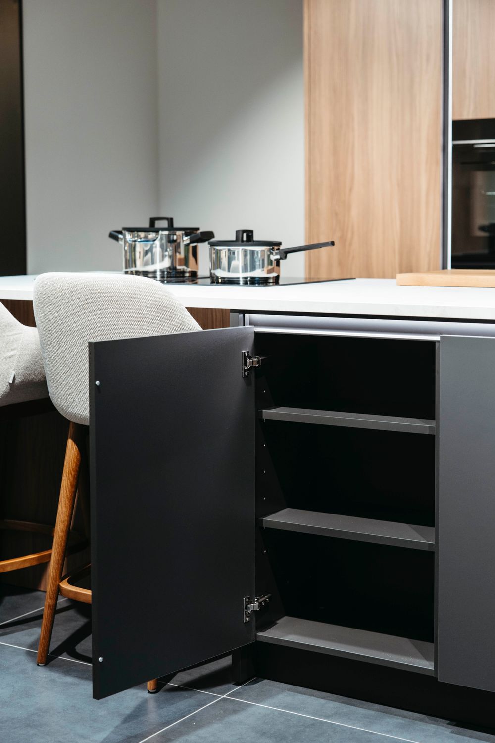 Keuken Sofie - Houtlook/Antraciet/Wit marmermotief KEUKEN SOFIE WEB