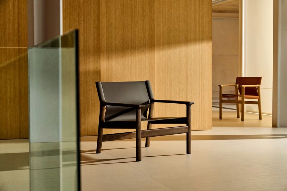 Fauteuil JAN - Donkerbruin Leder / Massief Essenho KAV C00129LE09