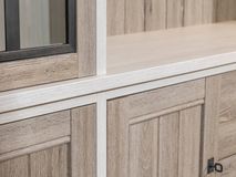 Vitrinekast YORK - Lariks / Crystal oak light MBR YO WV1-K499