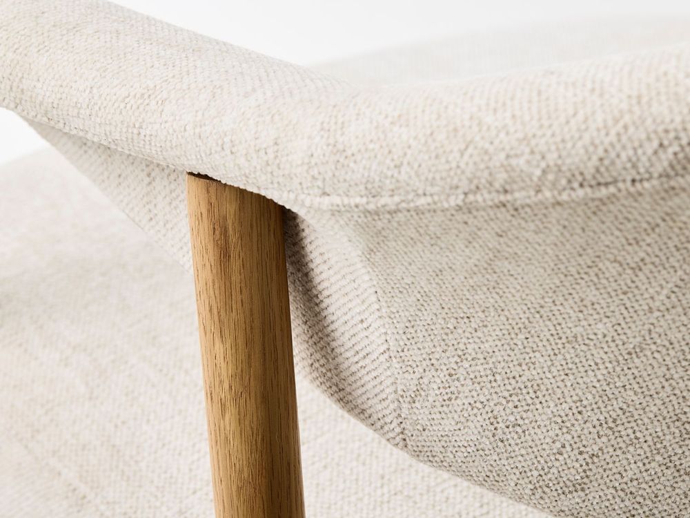 Armstoel ELK - Crème / Smoked Oak UNI-12-000002