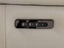 3-zit met elektrische relaxen APACHE - Leder licht DDV-24-000110-LR-GA1019