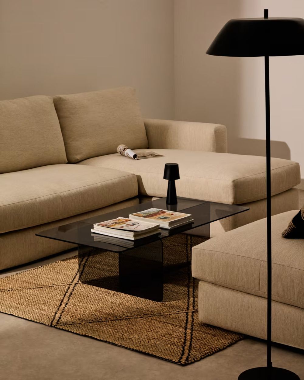 Salontafel ZAREN - Grijs glas KAV T0600067CC26