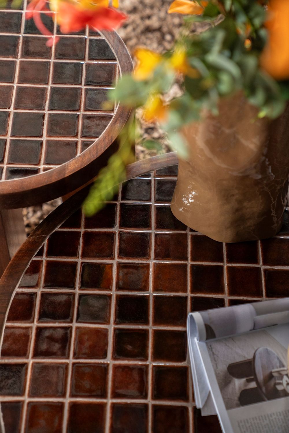 Bijzettafel TILED UP - Bruin keramiek/Mangohout BBO 250138