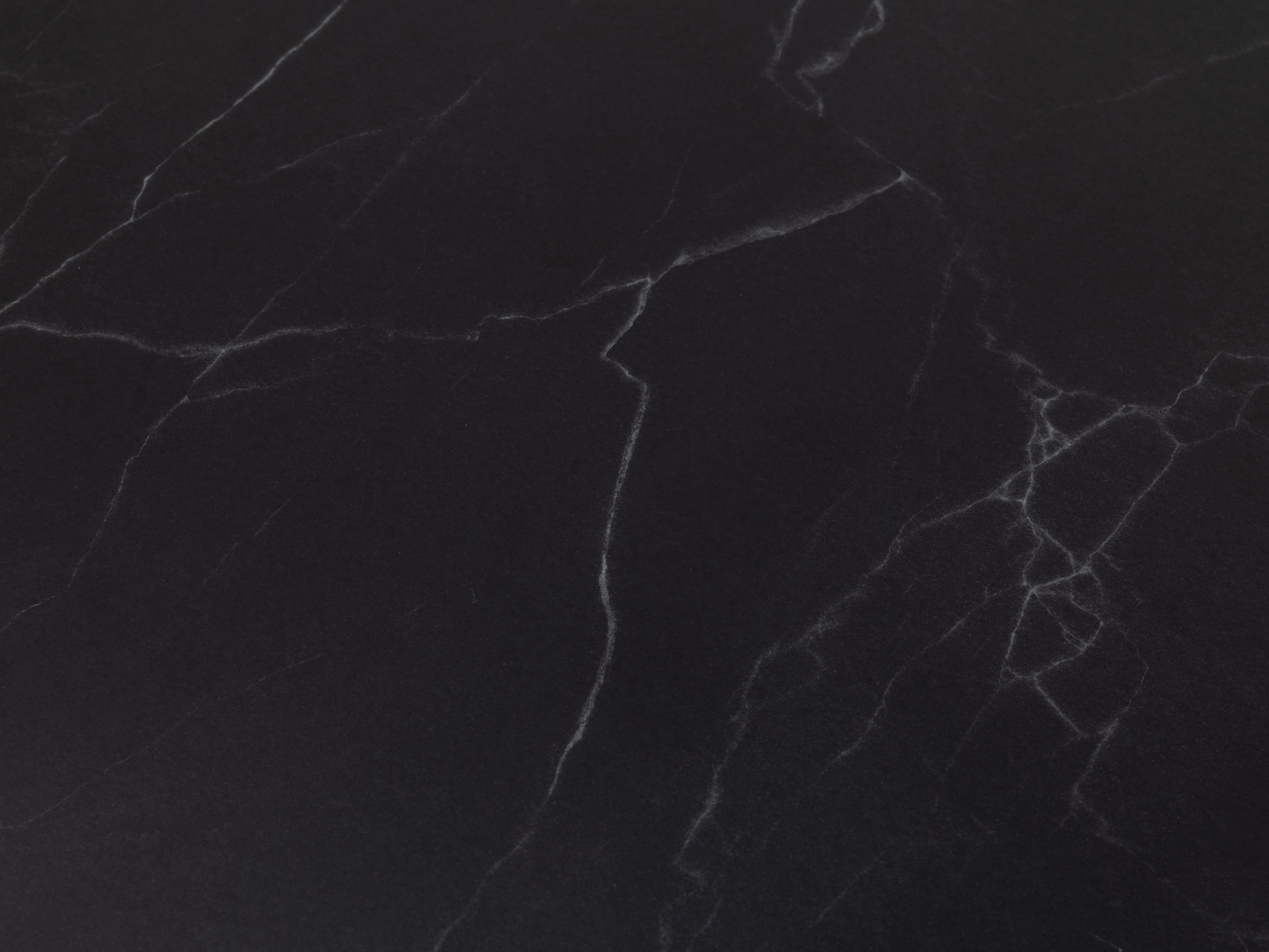 Eetkamertafel ORVYN - Zwarte marmerlook