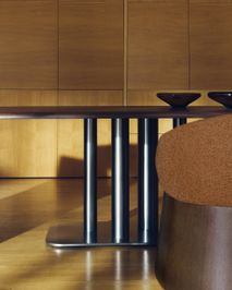Eetkamertafel MELVAR - Donker walnootfineer KAV T00262WM10