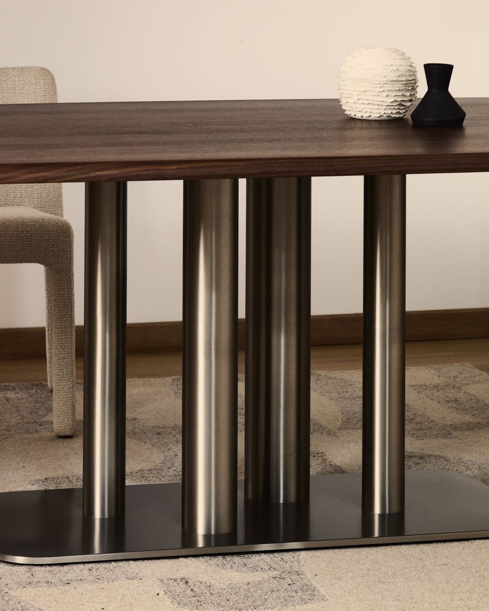 Eetkamertafel MELVAR - Donker walnootfineer KAV T00262WM10