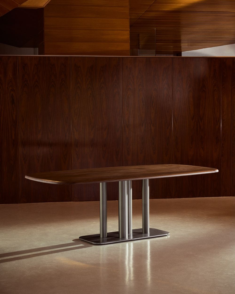 Eetkamertafel MELVAR - Donker walnootfineer KAV T00262WM10