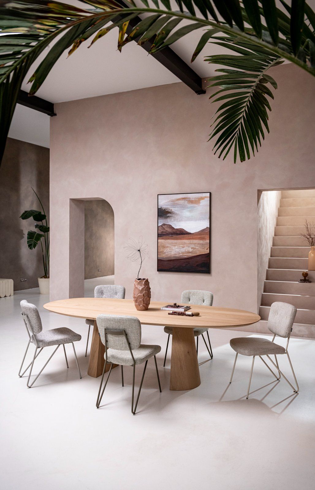 Eetkamertafel TRENTON - Donker eikenfineer