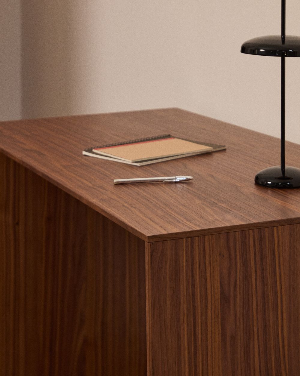 Bureau LITTO - Walnootfineer KAV T00132MO09
