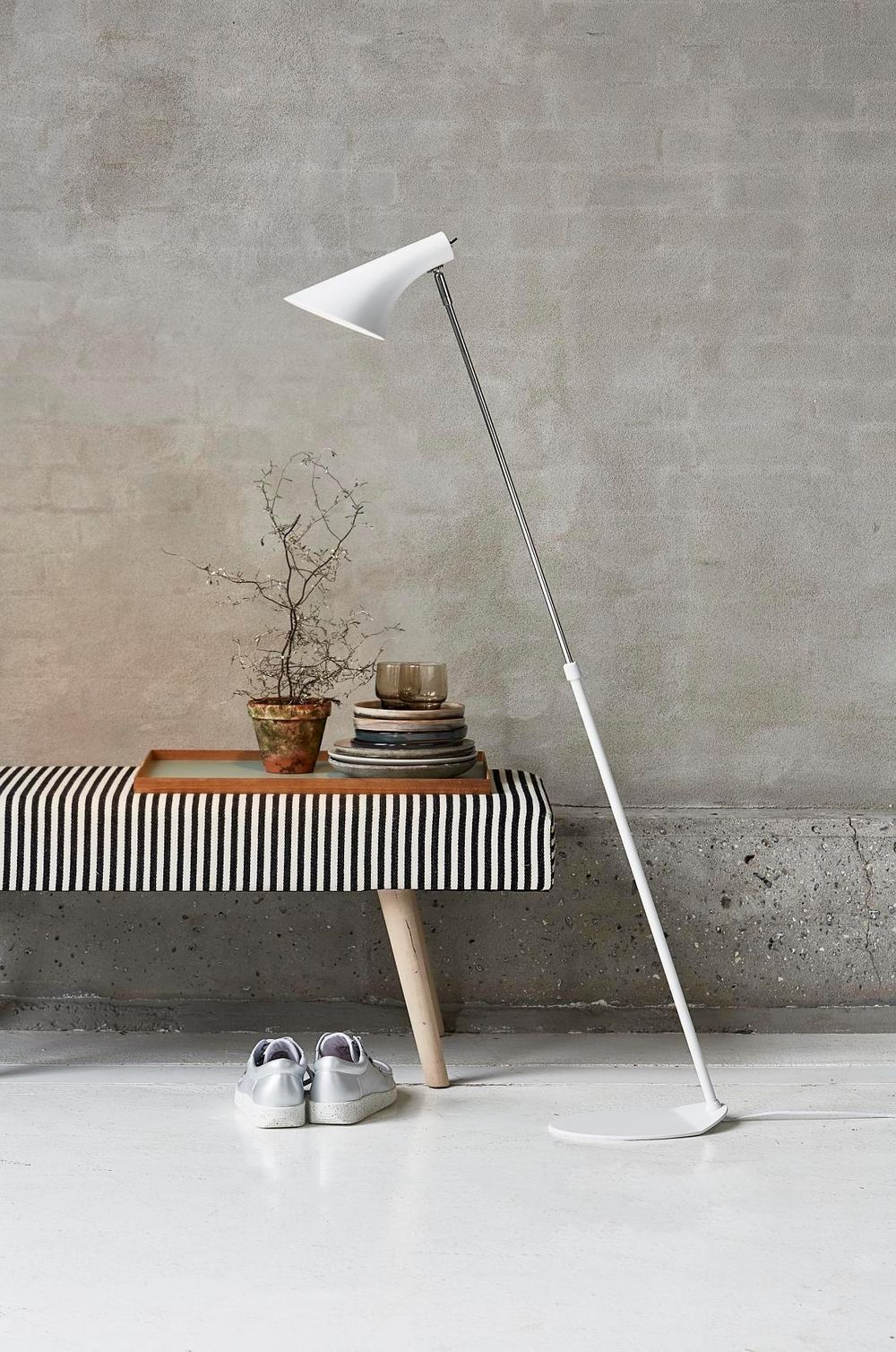 Vloerlamp VANILA - Zwart NLX 72704001