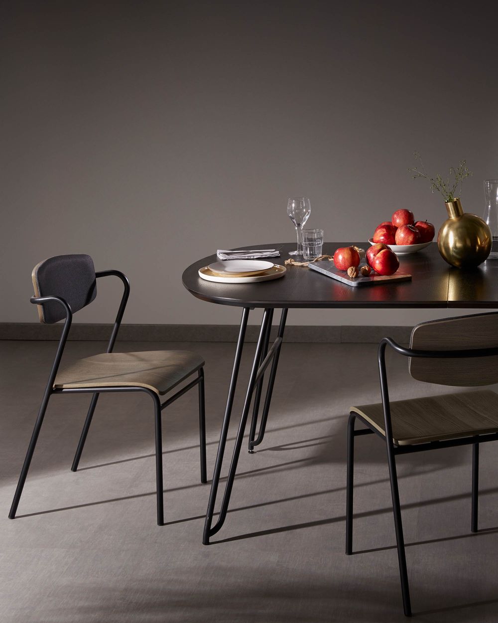 Uitschuifbare tafel MILIAN - Zwart KAV NR010M01