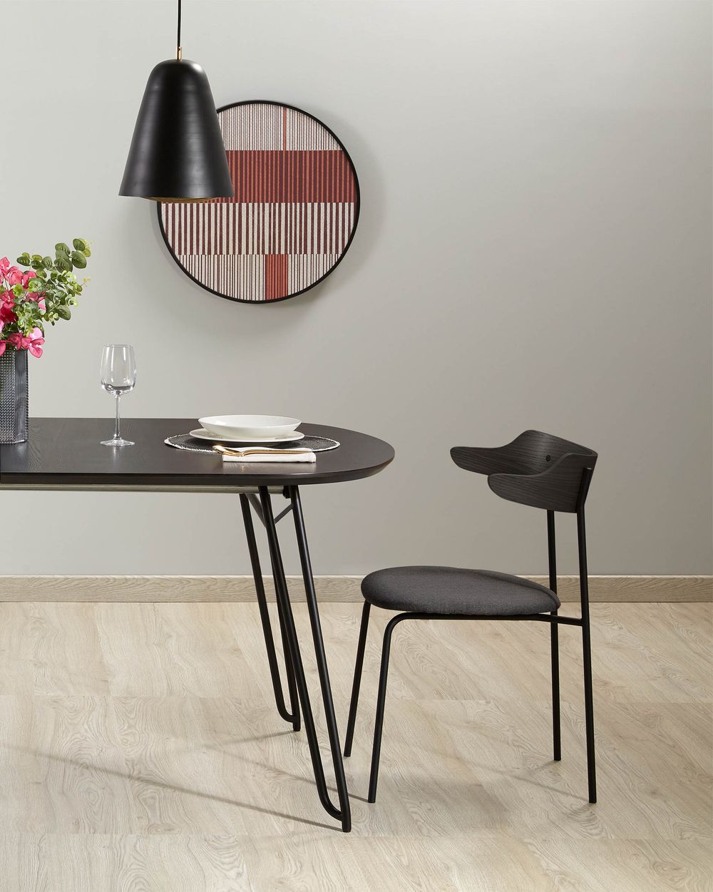 Uitschuifbare tafel MILIAN - Zwart KAV NR009M01