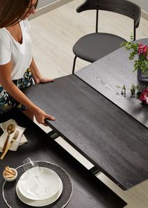 Uitschuifbare tafel MILIAN - Zwart KAV NR009M01