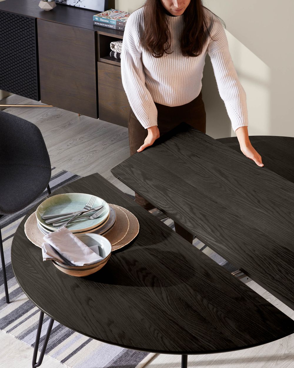 Uitschuifbare tafel MILIAN - Zwart KAV NR008M01
