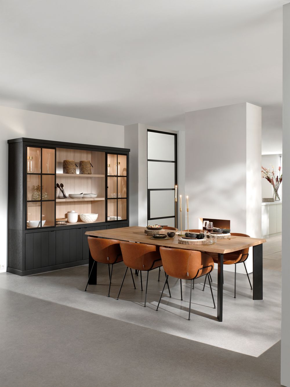 Eetkamertafel boomstamblad ABERDEEN - Sand FDF-12-000059