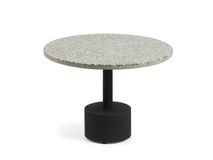 Bijzettafel voor buiten DELANO - Grijs KAV CC0832PR03