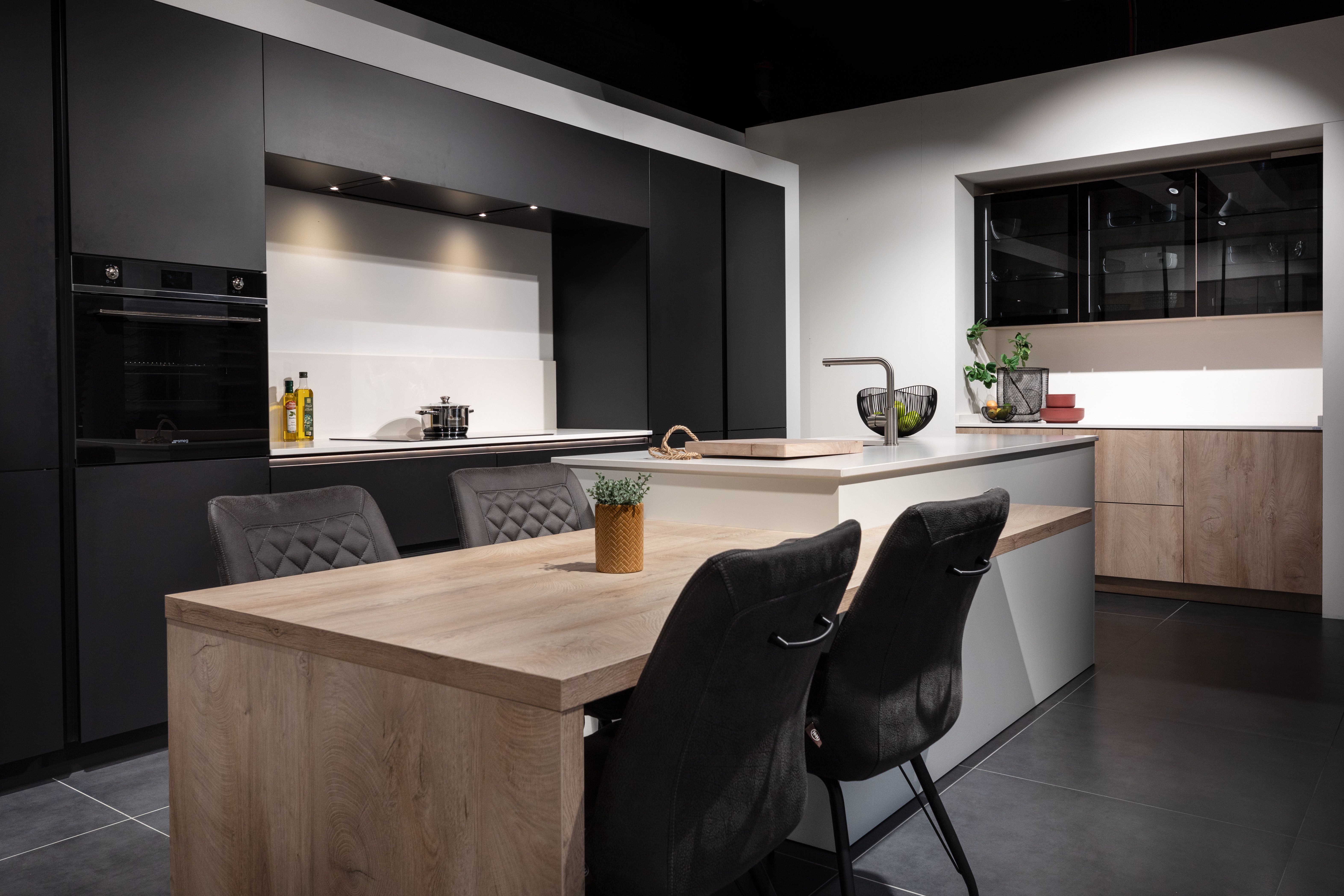 Keuken BERLIN in zwart/wit