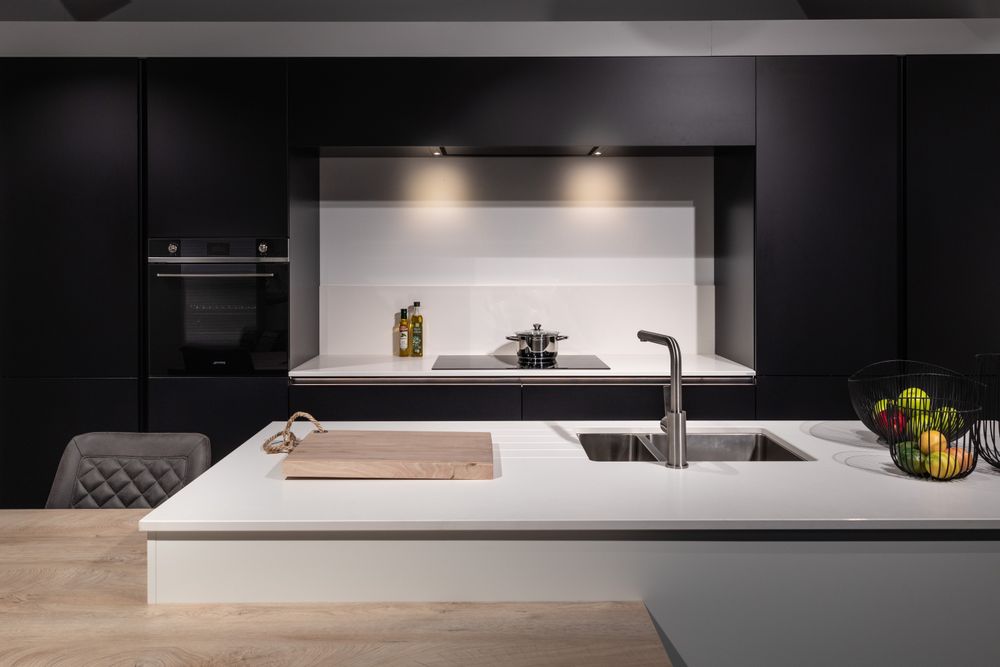 Keuken BERLIN in zwart/wit KEUKEN BERLIN WEB