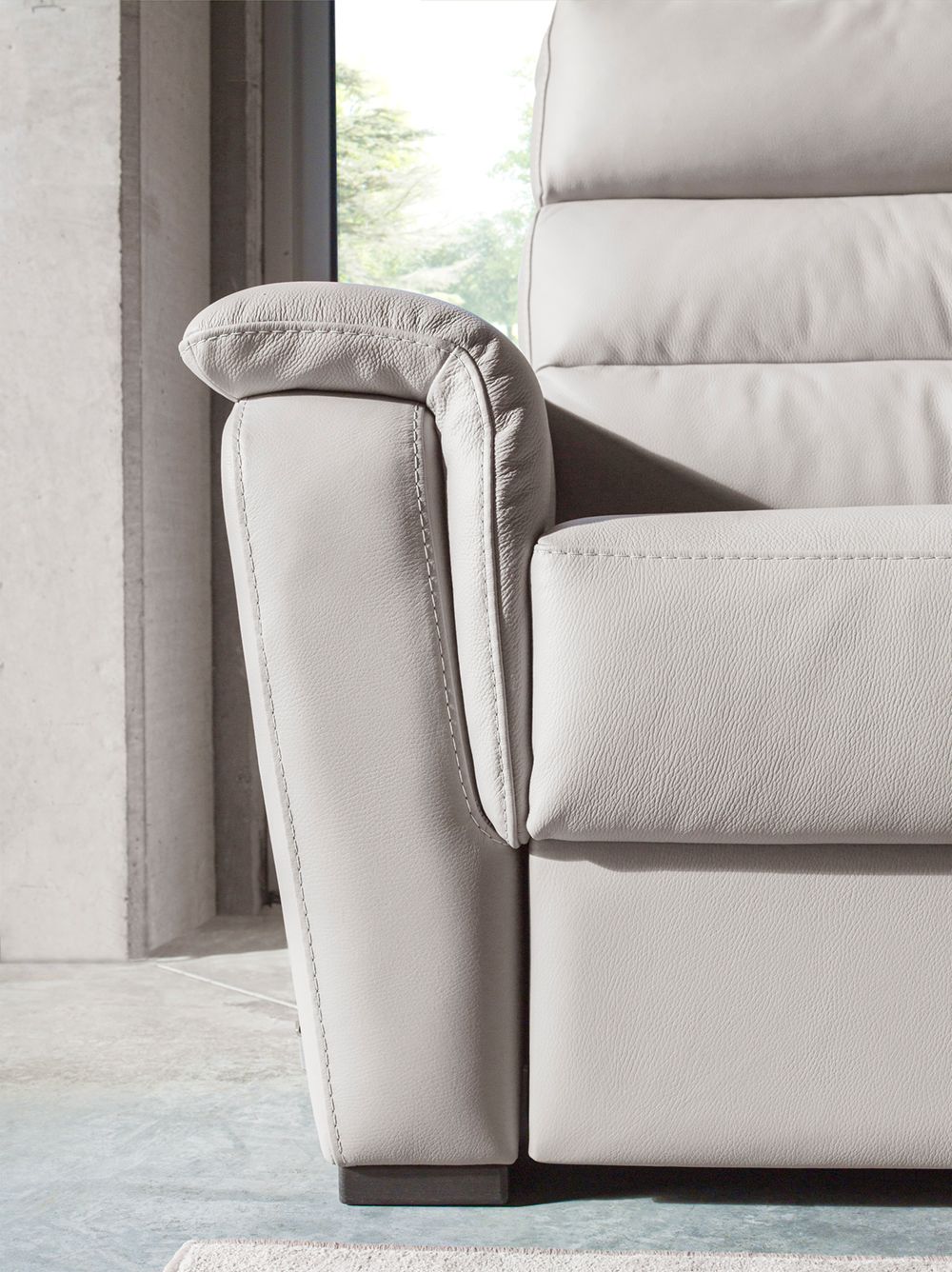 2-zit met elektr. relaxen VULCANO - Beige leder CAL-128-000168-10-BT328