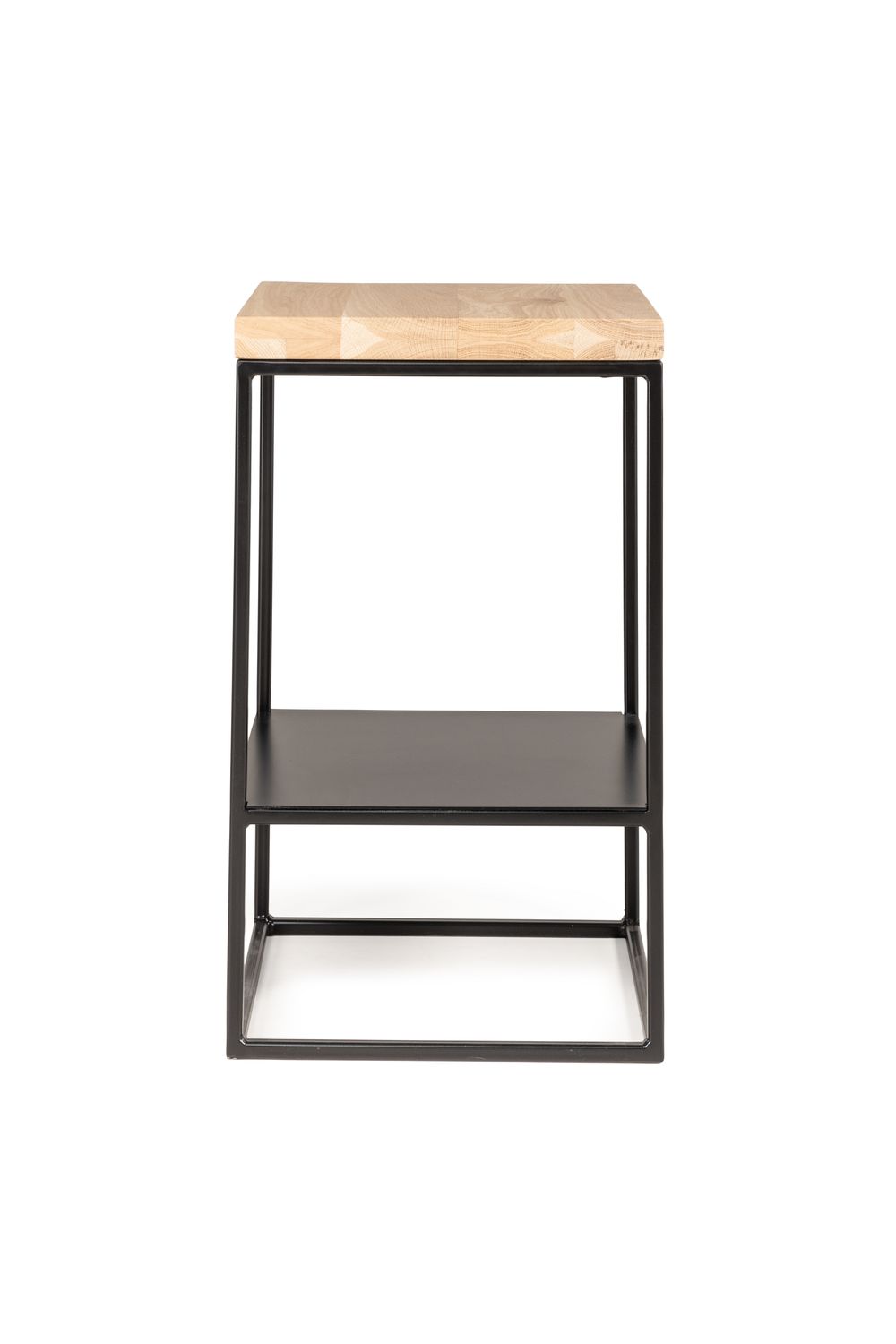 Hoge bijzettafel van zwart metaal met een houten blad van smoked eikenhout.