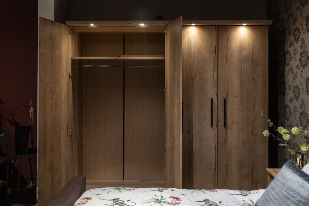 Kleerkast BRAXTON 4 deuren - Hout/metaal MXF-197-000030