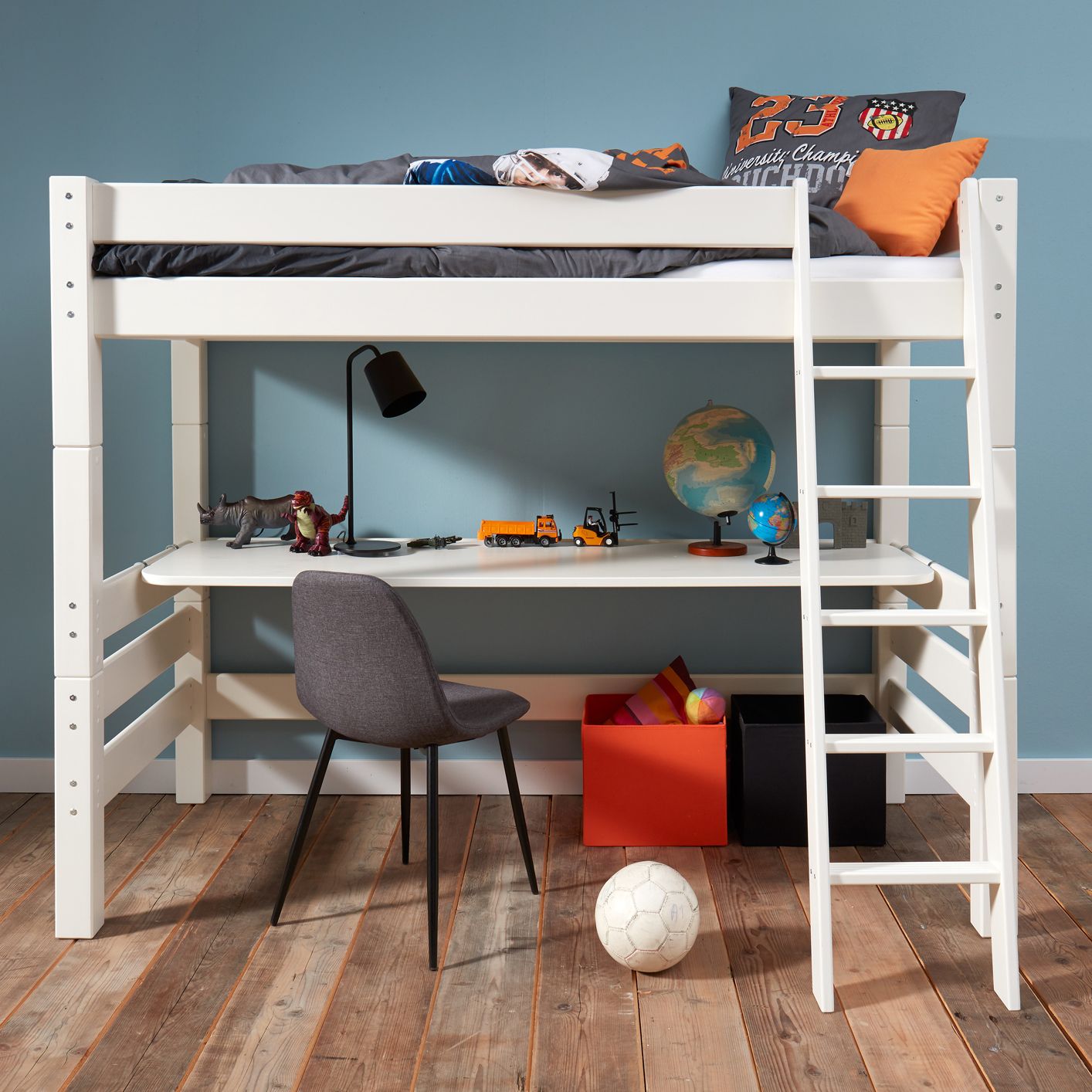 Hoogslaper 140x200cm Met LED En Stopcontacten - Bureau Met 3 Lades En Plank Wit