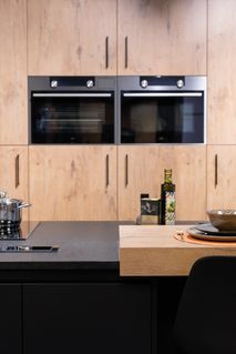Keuken BALI in zwart/hout KEUKEN BALI WEB
