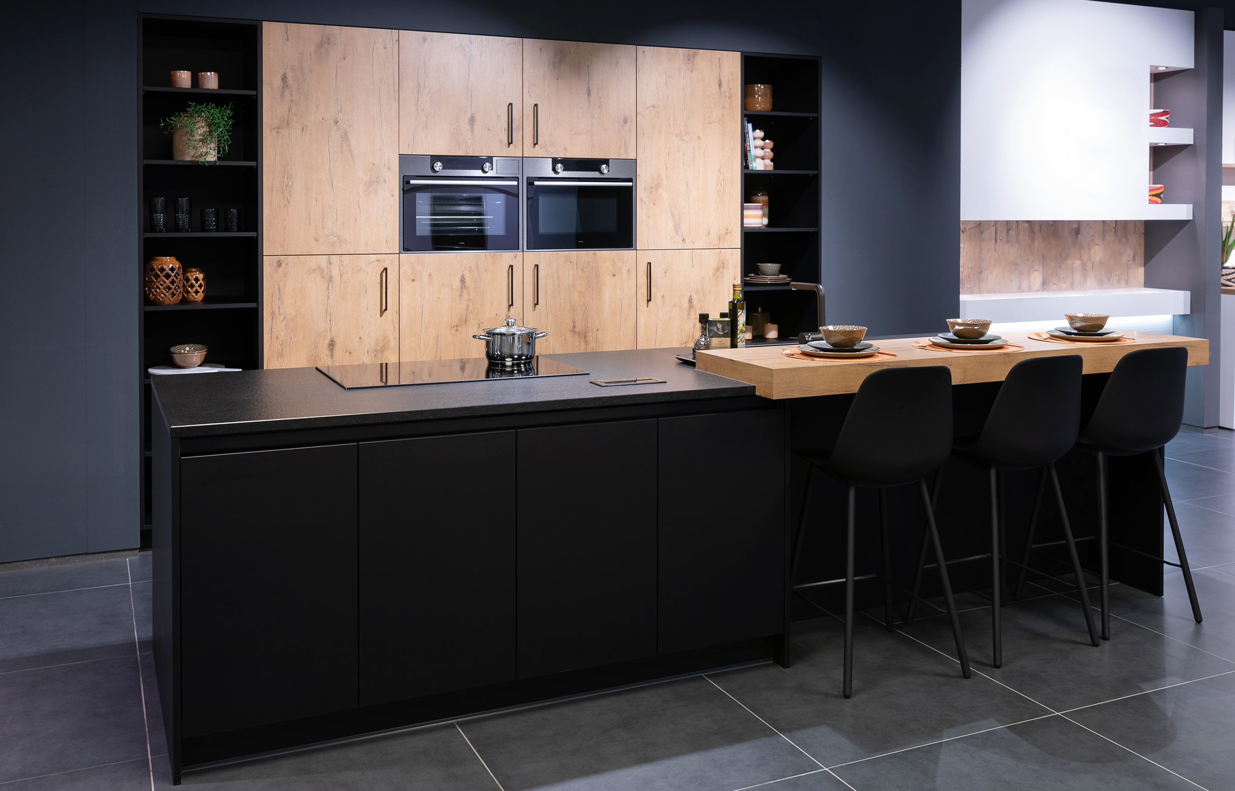 Keuken BALI in zwart/hout