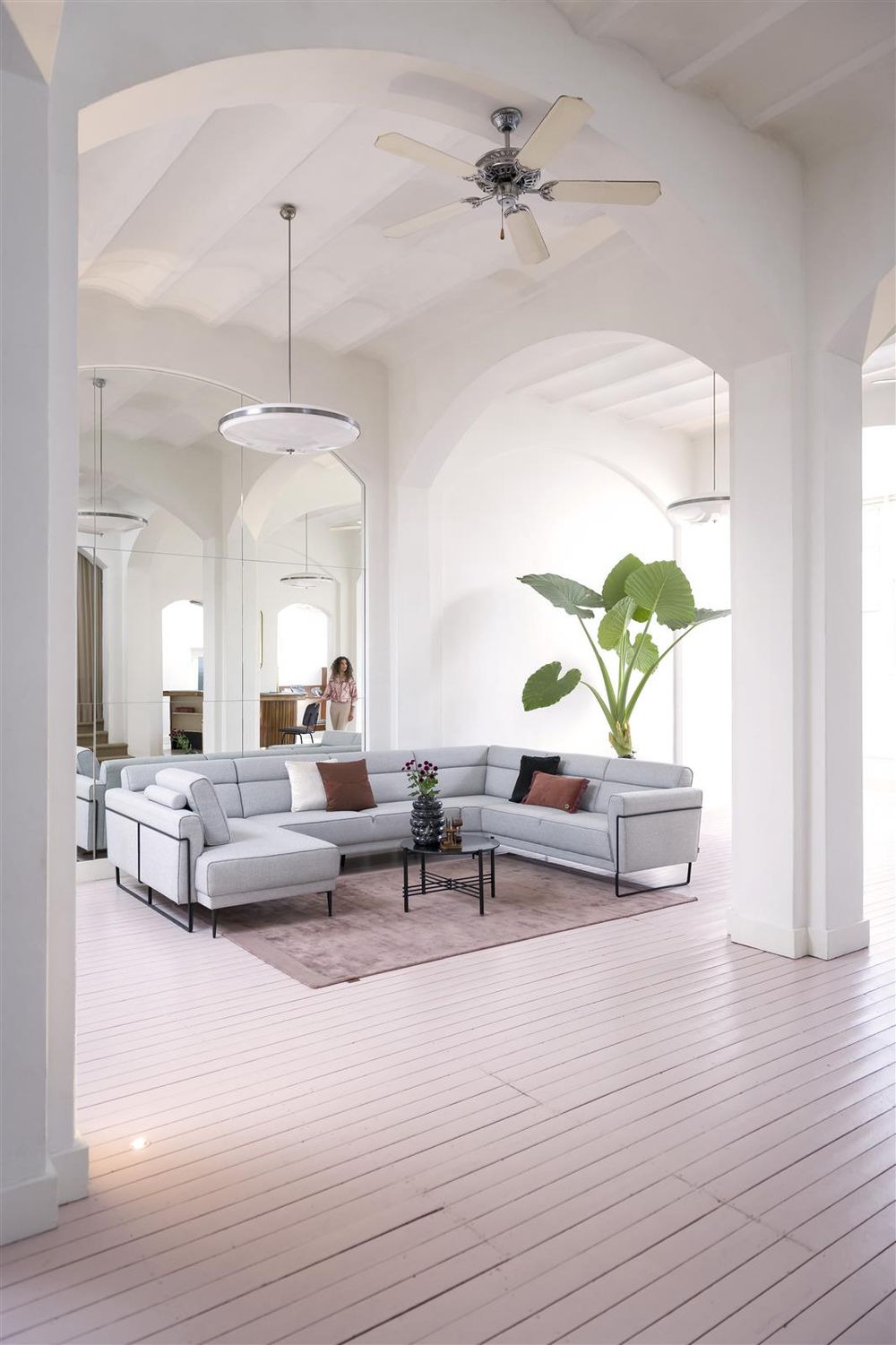 Hoekzetel FISKARDO met designpoot en pocketveren - XOO FI HKS1