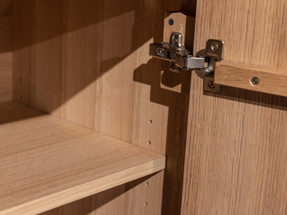 Vitrinekast incl. led BRIGHTON - Smoked oak FDF-7-000149