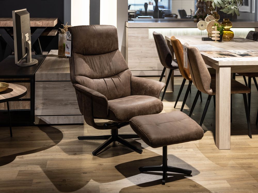Fauteuil ANNA met voetbank - Fendy brown DEZ AN 1ZVB-FB