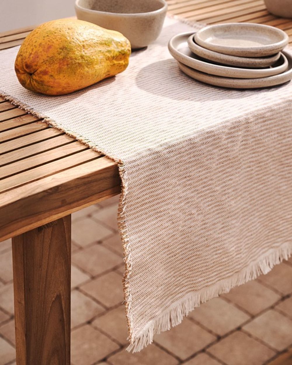 Hoge tuintafel CANADELL - Massief teakhout KAV J0100033MM46