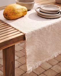 Hoge tuintafel CANADELL - Massief teakhout KAV J0100033MM46