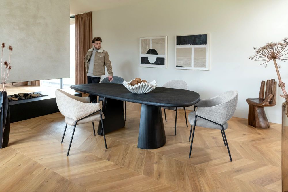 Eetkamertafel ARAWOOD - Massief eiken/Zwart XOO 46415NAT
