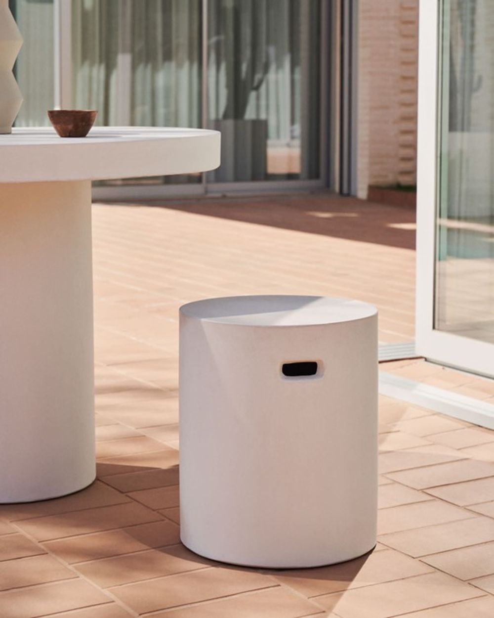 Voetbank AIGUABLAVA - Wit cement KAV J2200017PR05